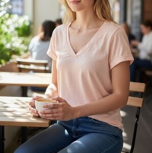 EUC Super Soft Size Small Light Butter Yellow V-Neck Short Sleeved Tshirt Top!